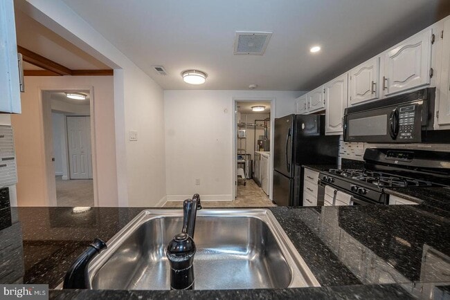 Photo - 504 Mountainview Dr