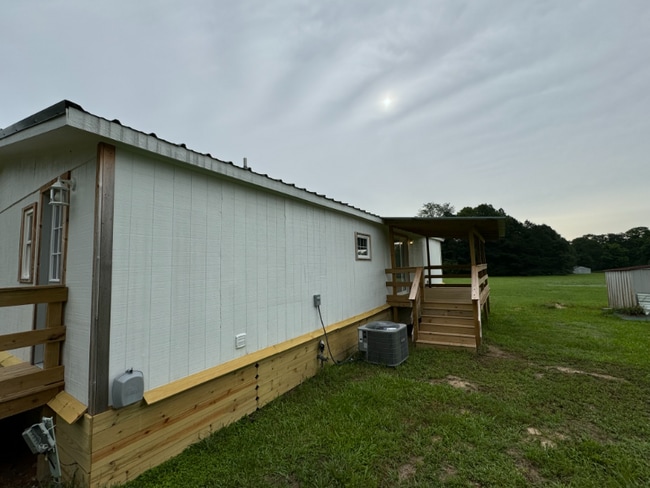 Photo - 5723 Atwood Rd