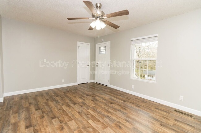 Photo - 3629 Thrushwood Dr