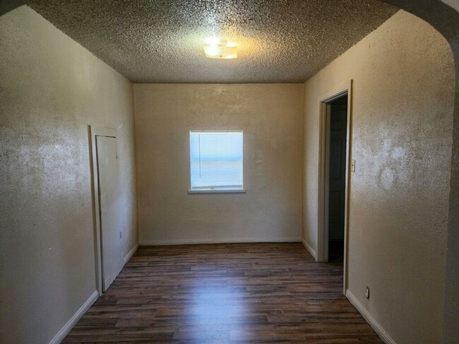 Photo - 1312 Carol Way