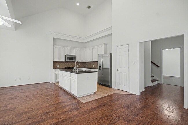 Photo - 2416 Charleston St Unit A