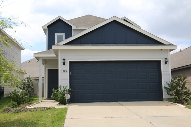 Building Photo - 1336 Mount Blanc Path