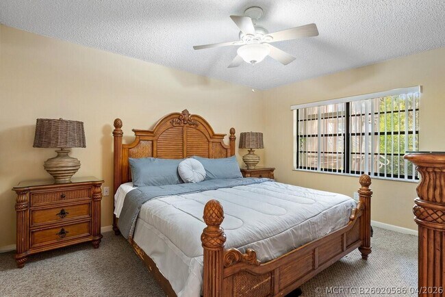 7 Southport Ln Unit E
