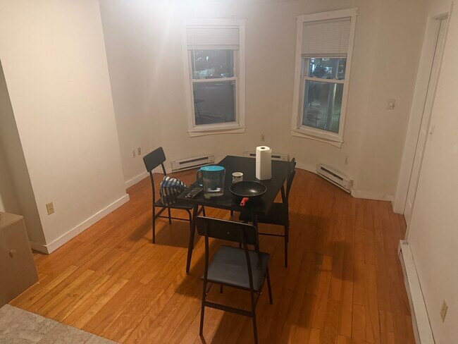 Photo - 104 Hammond St Unit 2