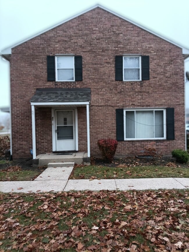 Photo - 41 Indianwood Blvd