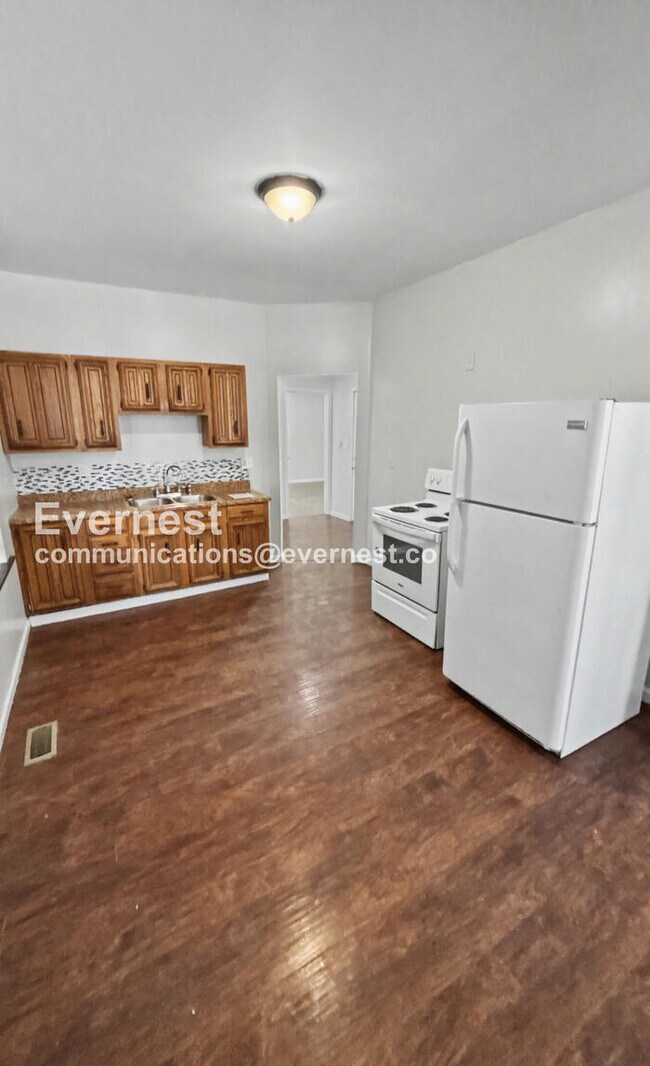 Photo - 3926 Oregon Ave