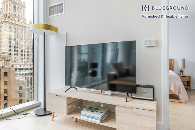 Photo - 201 N Garland Ct Unit FL30-ID1392