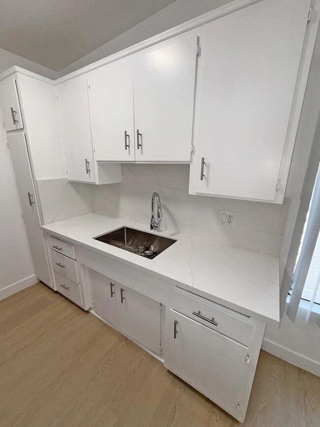 Photo - 3630 Westwood Blvd Unidad 19