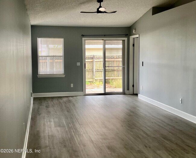 Photo - 8778 Buzz Ct