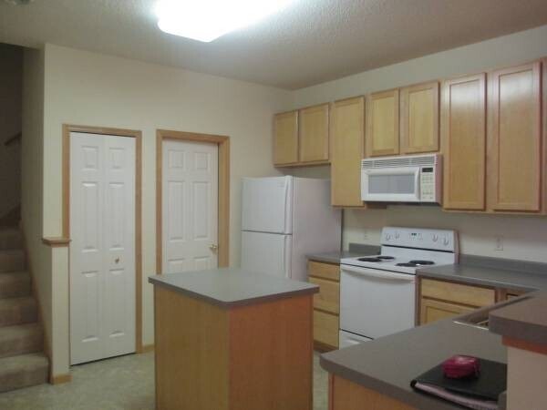 Photo - Spacious 2 Bedrm + Loft 2 Bath Townhome Available Now