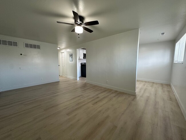Photo - 1821 Parkway Blvd Unit #1