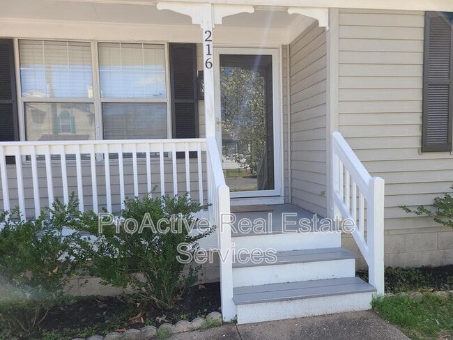 Photo - 216 Diamond Ave