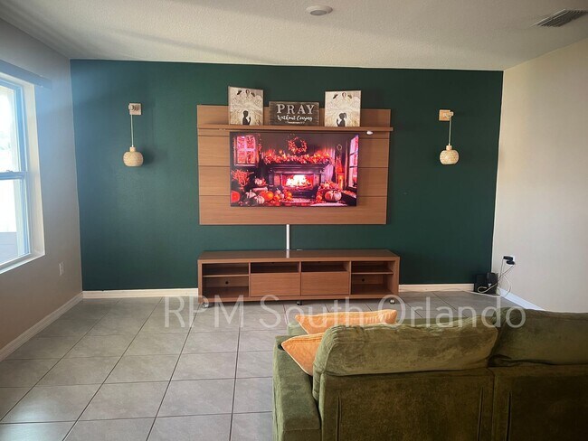 Photo - Beautiful 3-Bedroom Kissimmee Home – Great...