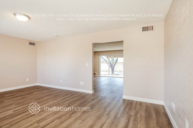 Photo - 8838 N 46th Dr