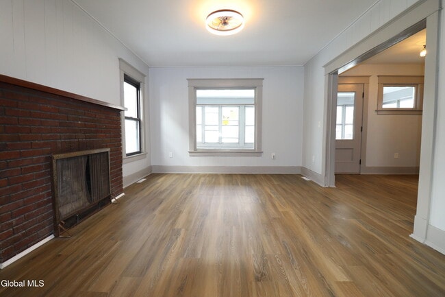 Photo - 442 Plymouth Ave