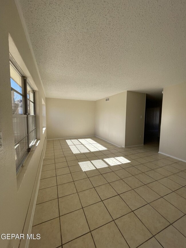 Photo - 4917 Ajax Ct