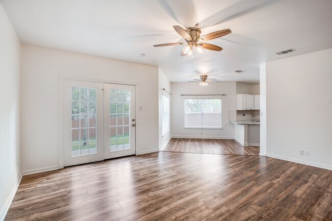 Photo - 3 Bedroom/2.5 Bathroom Hunters Chase Subdivision