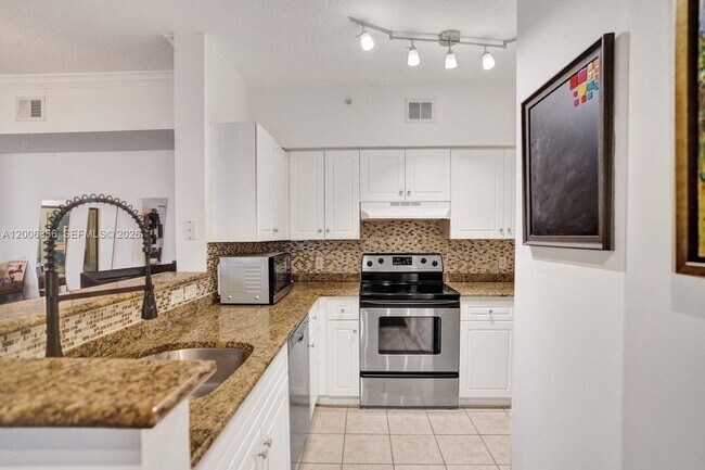Photo - 2220 Tuscany Way Unit 2220