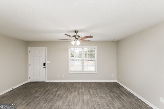 Photo - 1091 Woodwind Dr