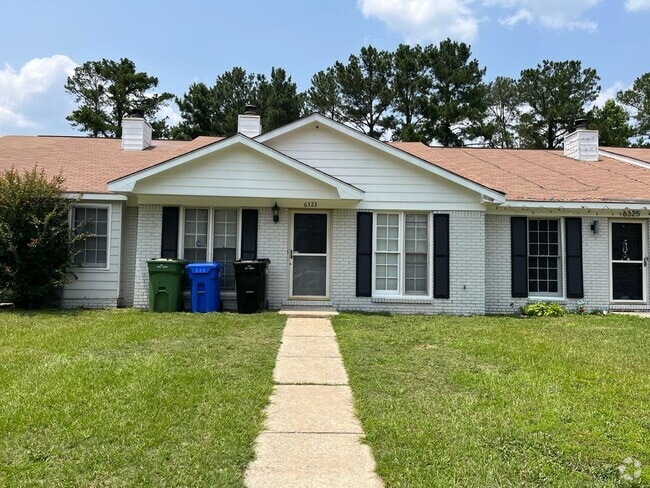 Building Photo - Location, Community, Quality Living. It St... Rental