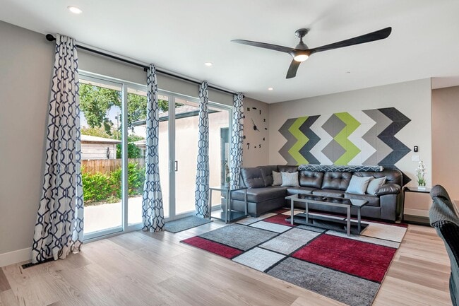Photo - Fully Furnished 3BD/2BA Home with Solar – ...