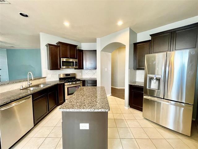 Photo - 1005 Lake Woodland Dr