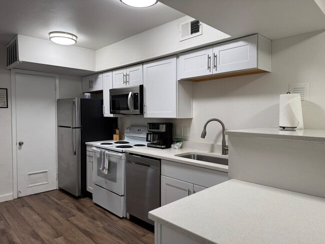 Photo - 626 Jack Stephens Dr Unit SI ID1296529P