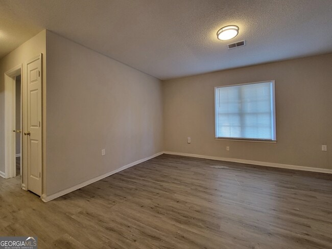 Photo - 422 GA Hwy 211 Unidad F