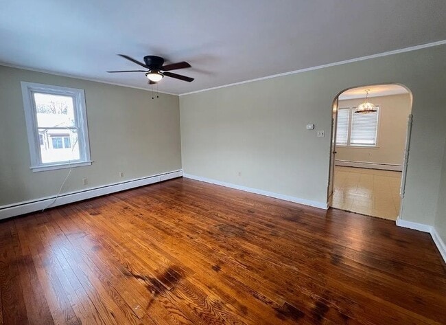 Photo - 202 N Grant St