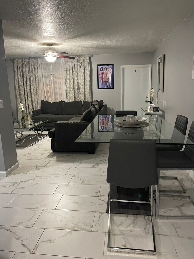 Photo - 2200 Springdale Blvd Unit 314