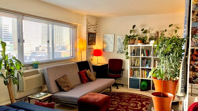 Photo - 2101 Chestnut St Unit 807