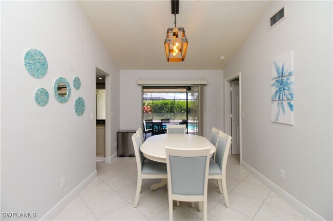 Photo - 213 Bay Meadows Dr
