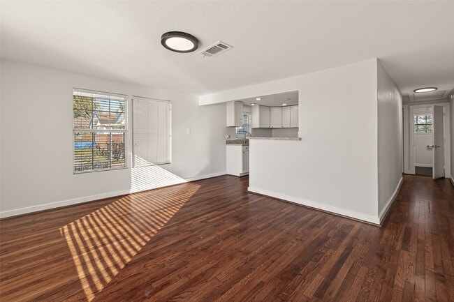 Photo - 754 Prosper St