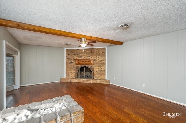 Photo - 4710 S 6th St
