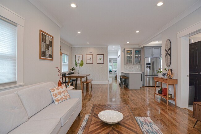Photo - 10 Grant St Unit 1