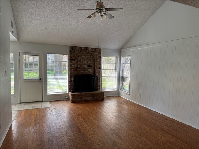 Photo - 22823 Deville Dr