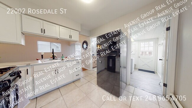 Photo - 22002 Rosedale St