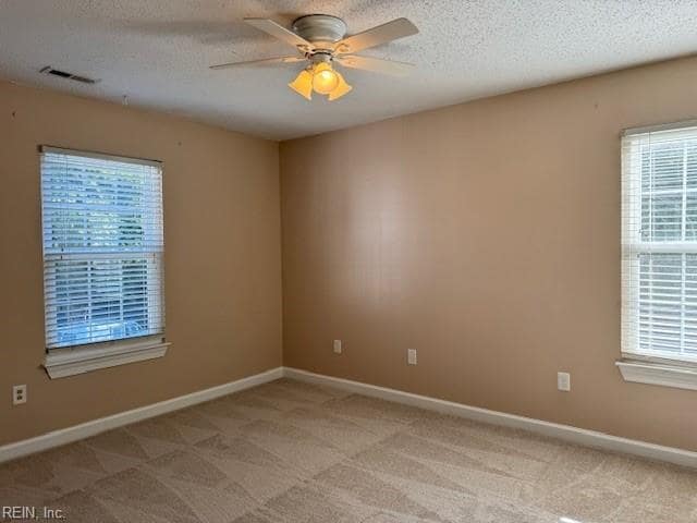 Photo - Great Neck Condominium!