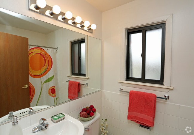 Full bathroom