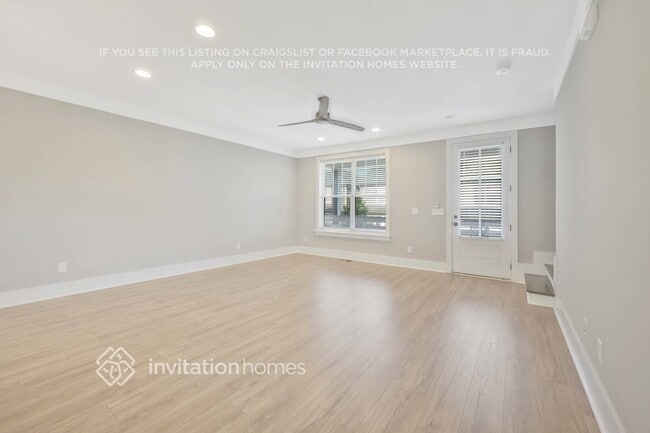 Photo - 647 Vernon Ave