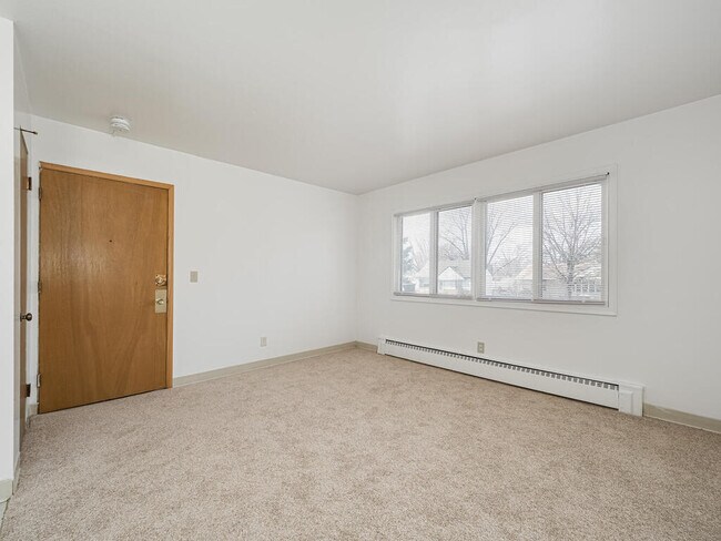 Photo - 4965 3rd St NE Unit 7