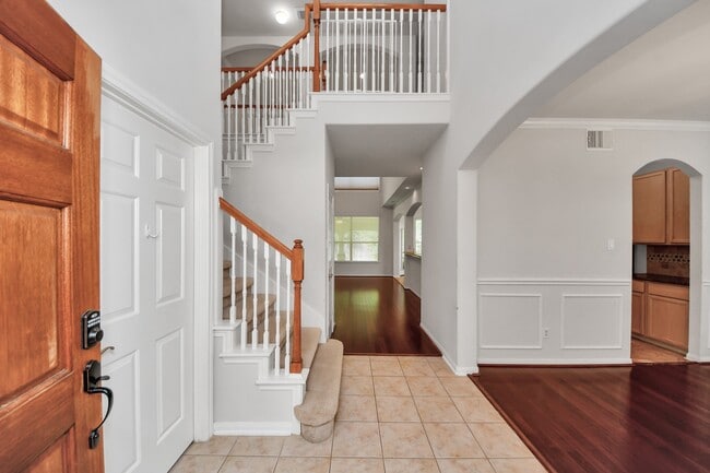 Photo - 610 Ashley Cove Ct