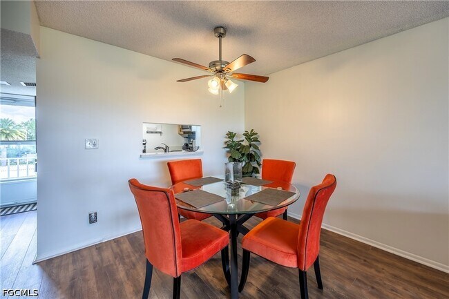 Photo - 6220 Augusta Dr Unit 309