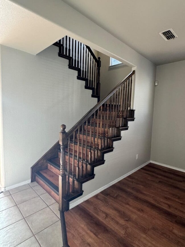 Photo - 10459 Chandler Dr NW