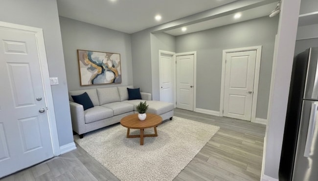 Building Photo - 26 Fairleigh Ave S Unit 2