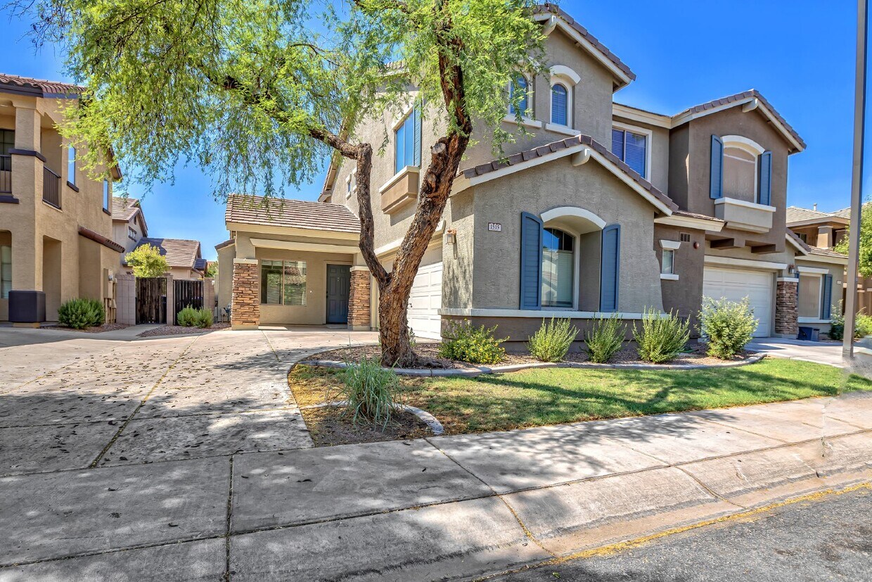 Spectrum at Val Vista rental now available! - Spectrum at Val Vista rental now available!