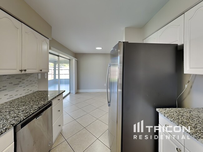 Photo - 4728 Lark Ridge Cir