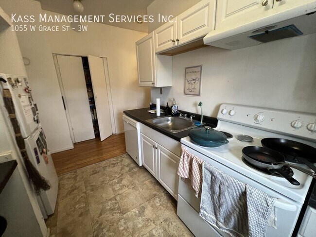Photo - 1055 W Grace St Unit 3W