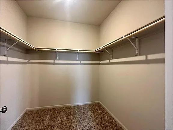 Photo - "Charming 4-Bedroom Oasis with 2 Baths & 1800 Sq Ft in Gardner, KS"