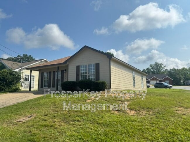 Photo - 2208 Summerwind Dr